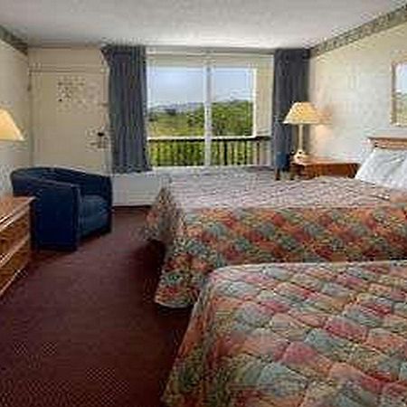 Knights Inn Newport Szoba fotó